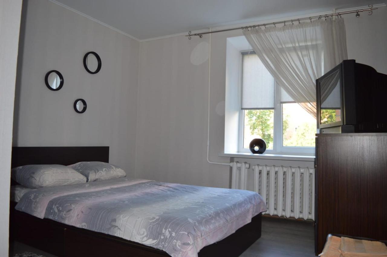 Apartament Gayadayenko 4 Leilighet Pinsk Eksteriør bilde